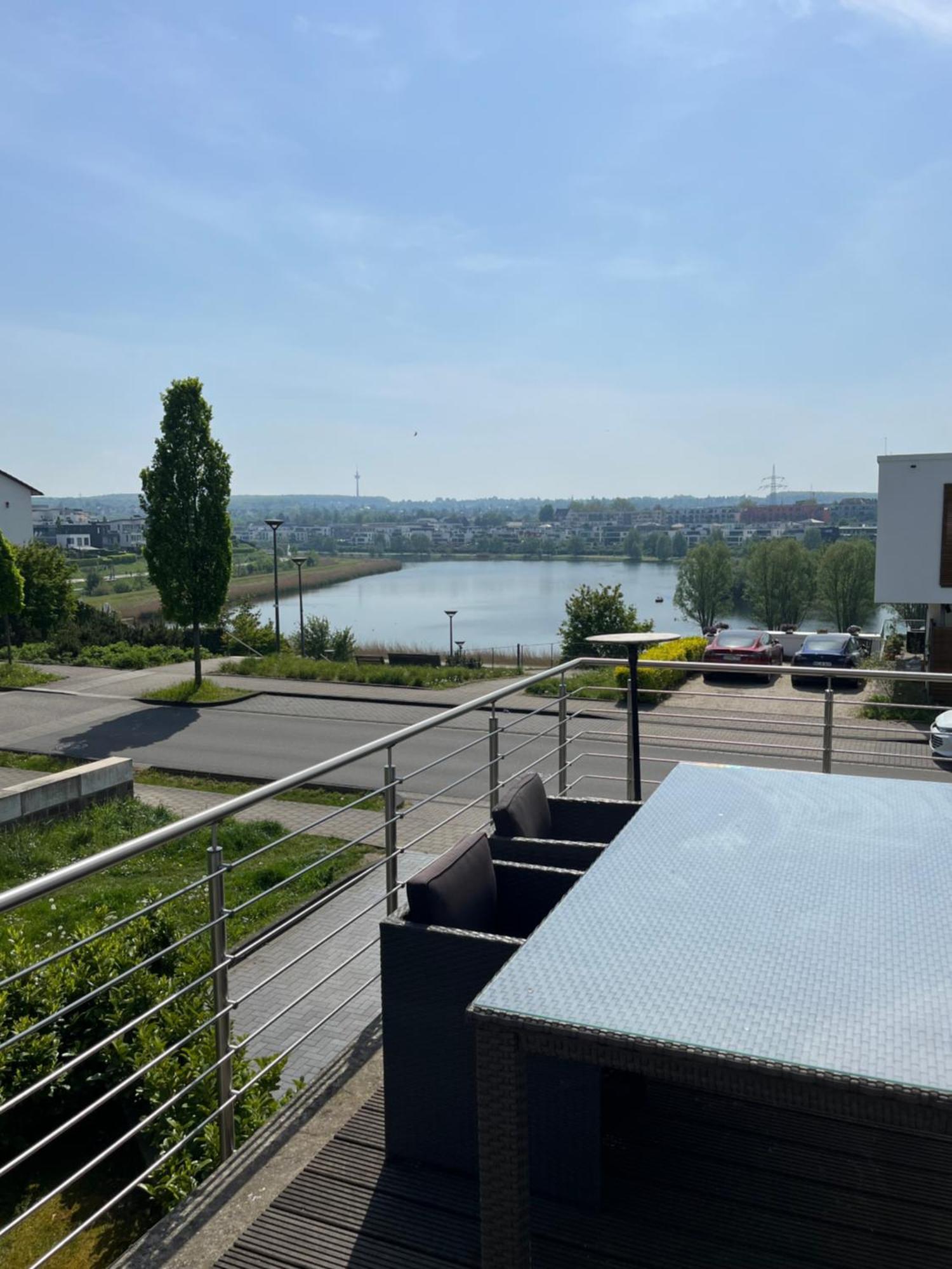 Haus Mit Panoramablick Auf Den Phoenixsee Dortmund Kültér fotó
